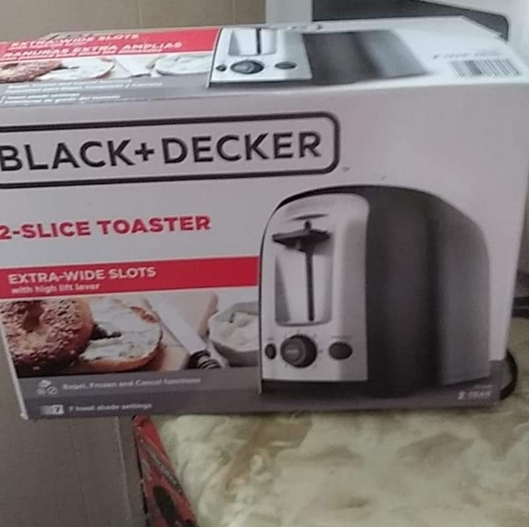 Toaster - Picture 1 of 1